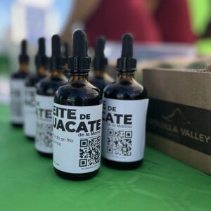 ACEITE DE AGUACATE 100% PURO Y NATURAL. PRENSADO EN FRIO.